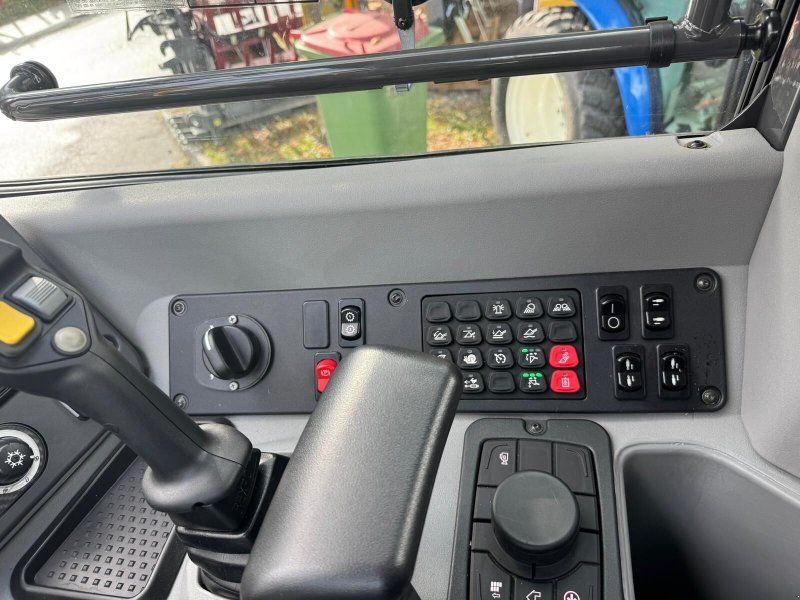New Holland W 80 C