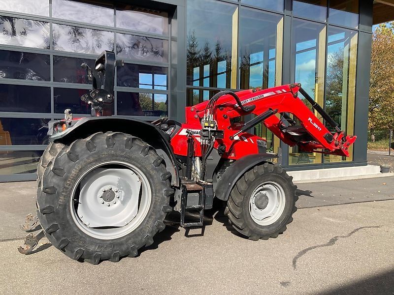 Massey Ferguson 4709