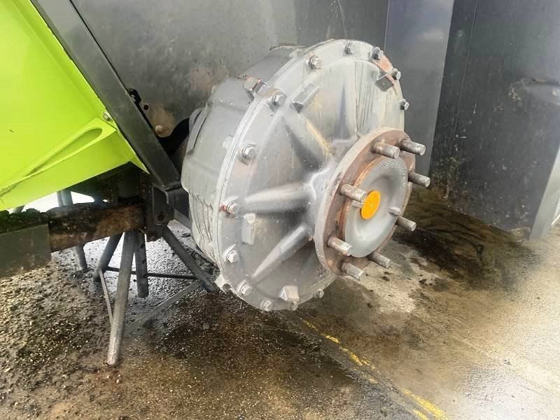 Claas Vorderachse mit Getriebe für Jaguar 940-980