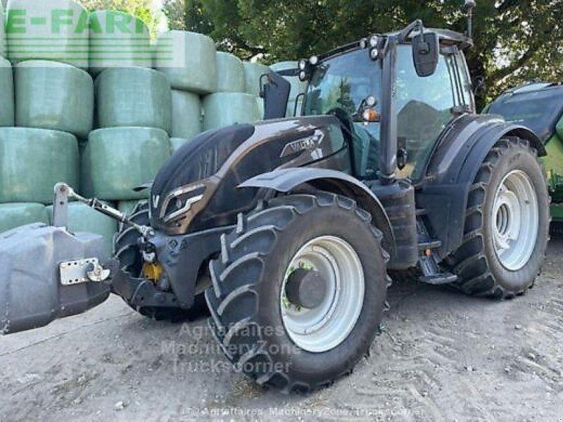 Valtra t235