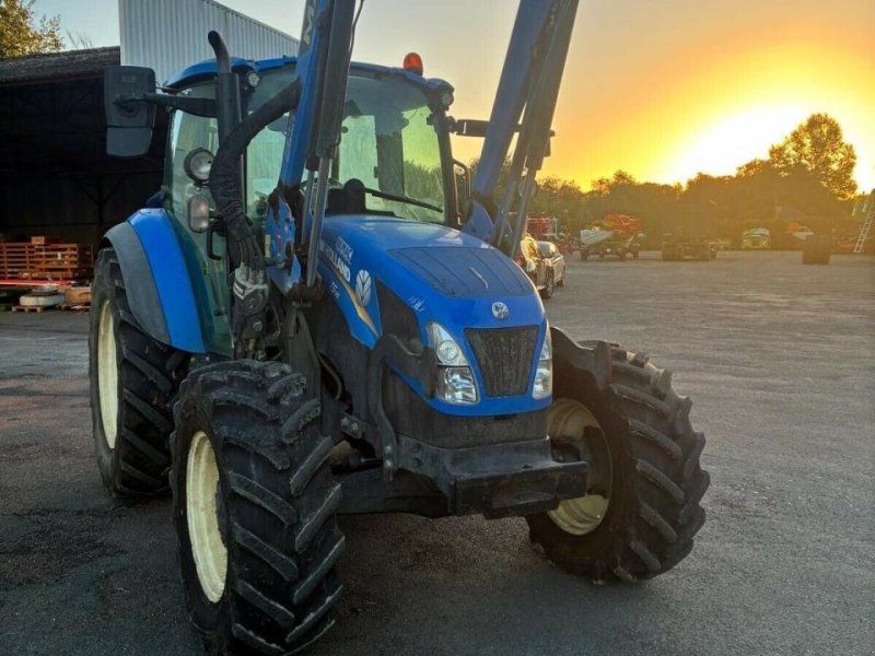 New Holland t5.95