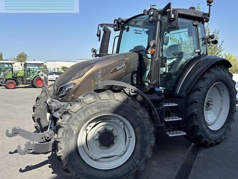 Valtra g125ea