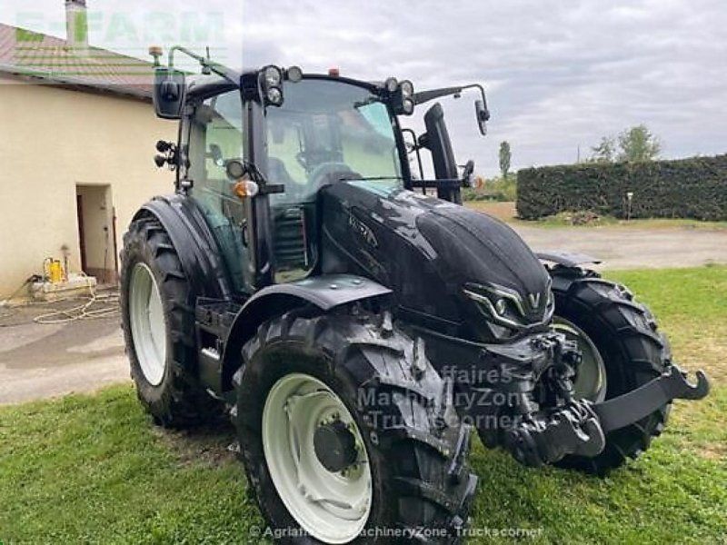 Valtra g125 versu