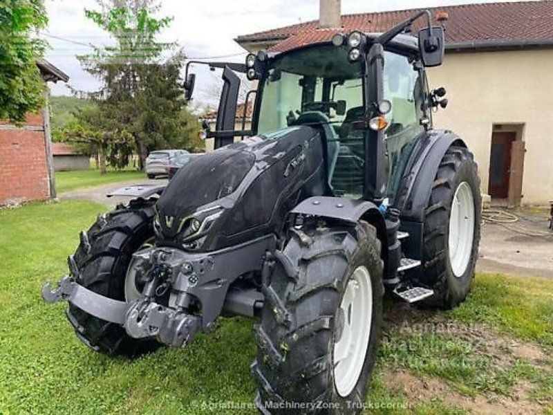 Valtra g125 versu