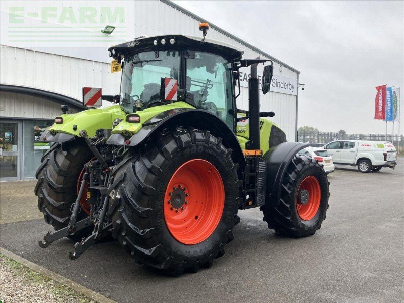 Claas AXION 870