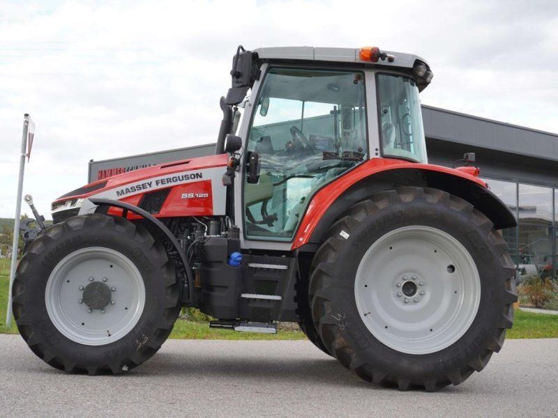 Massey Ferguson 5s.125 dyna-vt exclusive