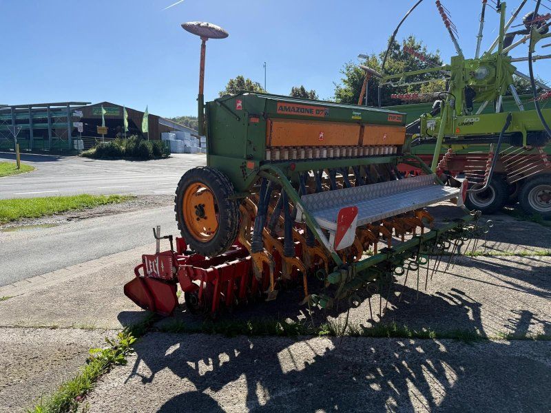Amazone D7 Drille mit Lely Kreiselegge