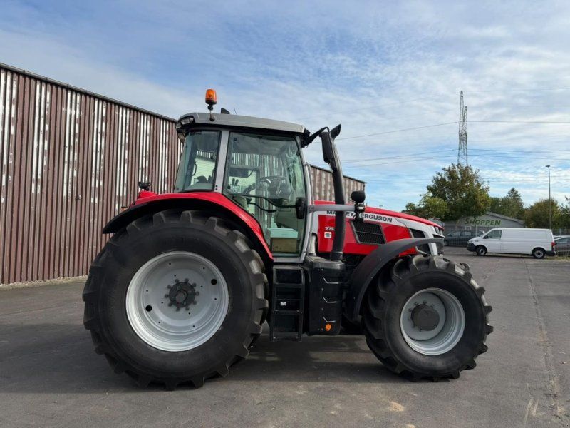 Massey Ferguson 7S180