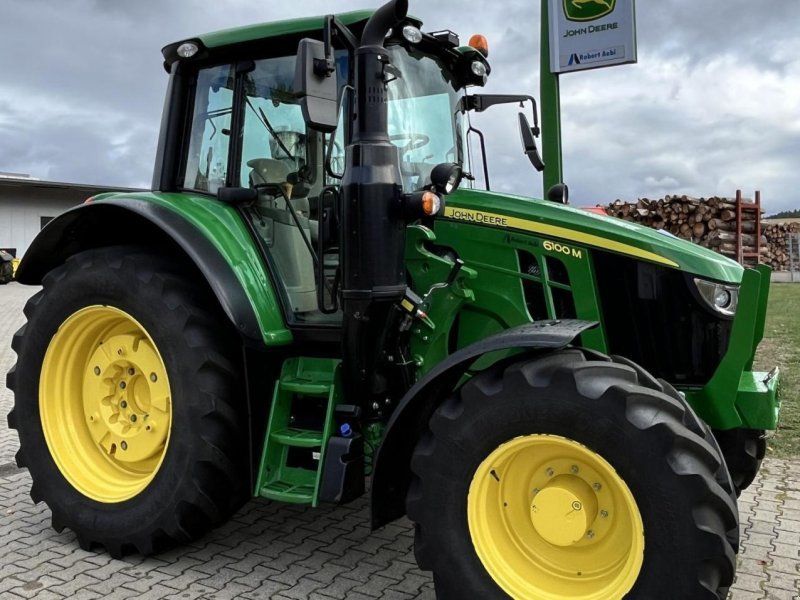 John Deere 6100M