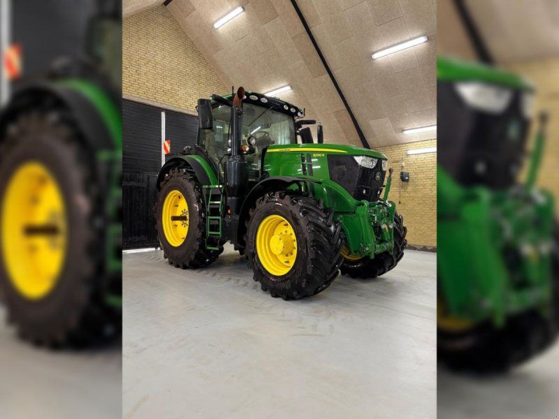 John Deere 6230R