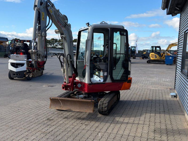 Takeuchi TB225  Årgang  med Tiltman (S40)