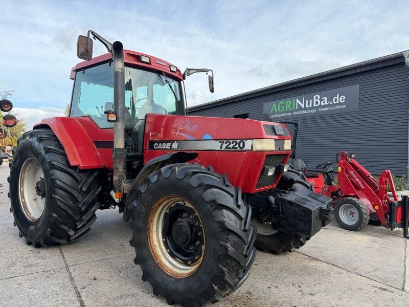 Case IH Magnum 7220 Pro