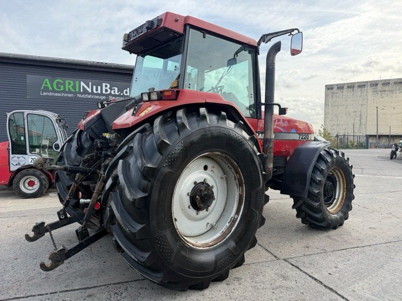 Case IH Magnum 7220 Pro