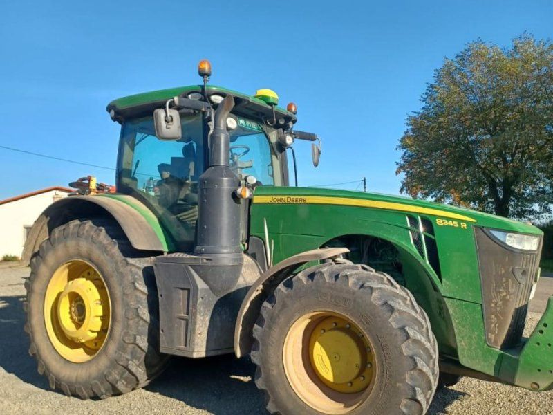 John Deere 8345R