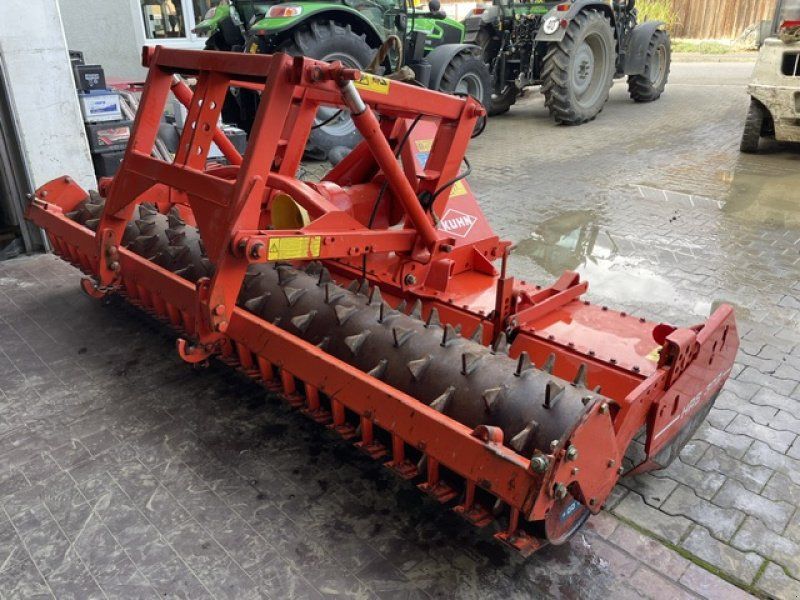 Kuhn HRB 302