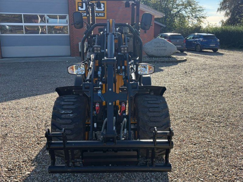 JCB 403 Smart Power
