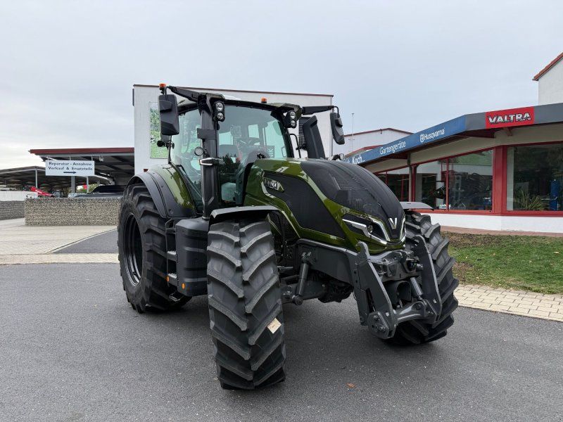 Valtra Q305