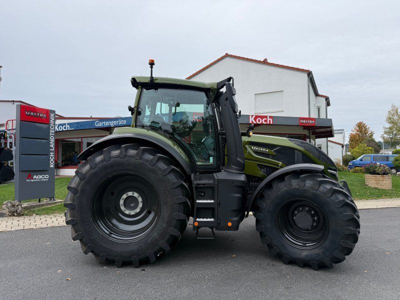Valtra Q305