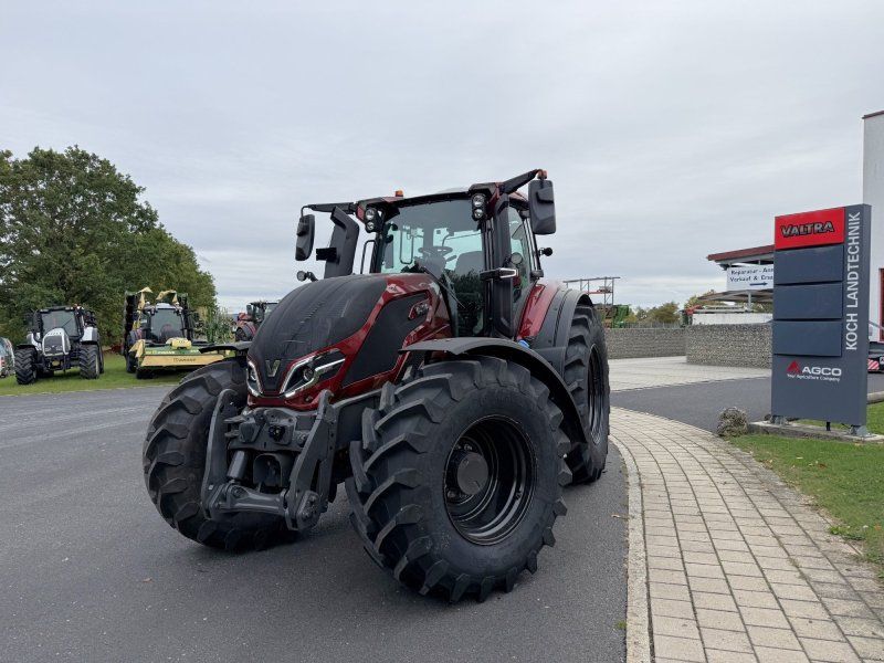 Valtra Q305