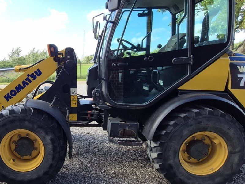 Komatsu WA70-6