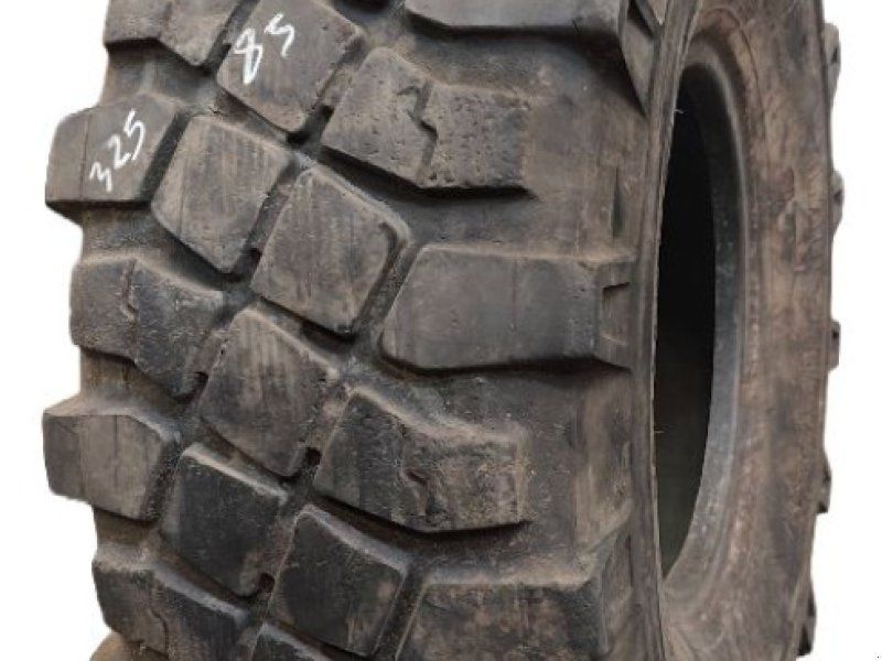 Michelin 325/85R16 XML 134K/137J 50%