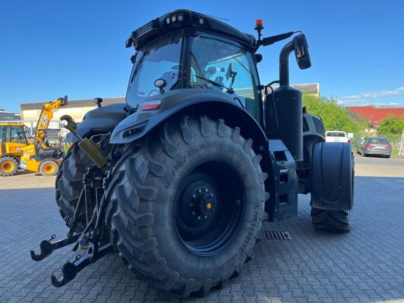 New Holland T 8.435 AC