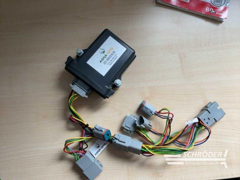 AGRA ADAPTER FENDT-JOHN DEERE BRIDGE