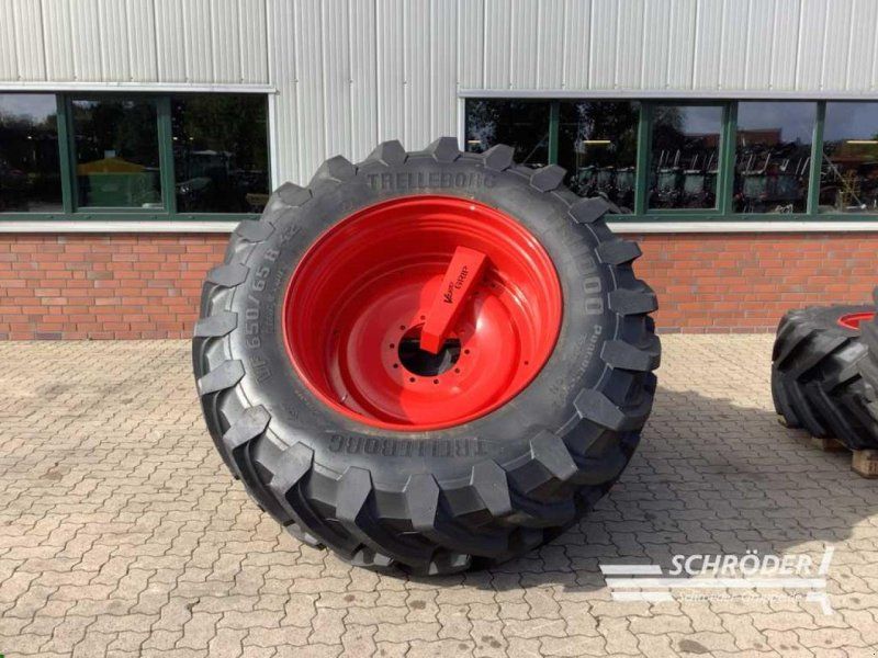 Fendt VF600/60 R30 + VF650/65 R42 TRELLEBORG