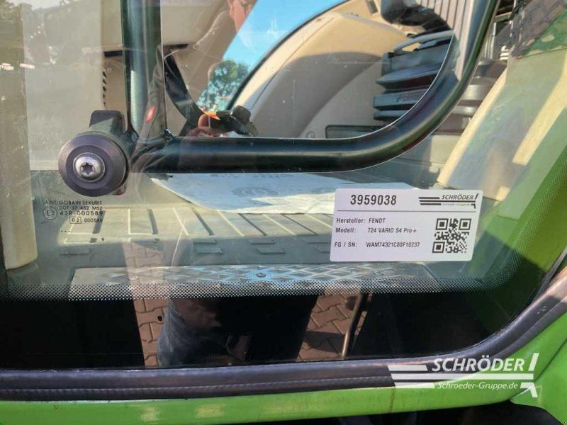 Fendt 724 VARIO S4 PROFI PLUS