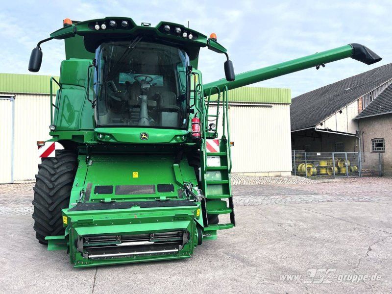 John Deere T660