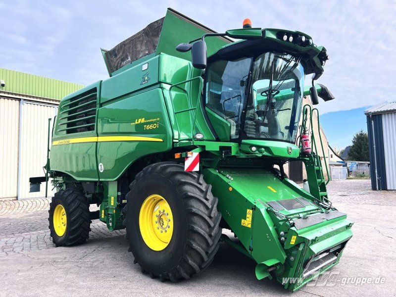 John Deere T660