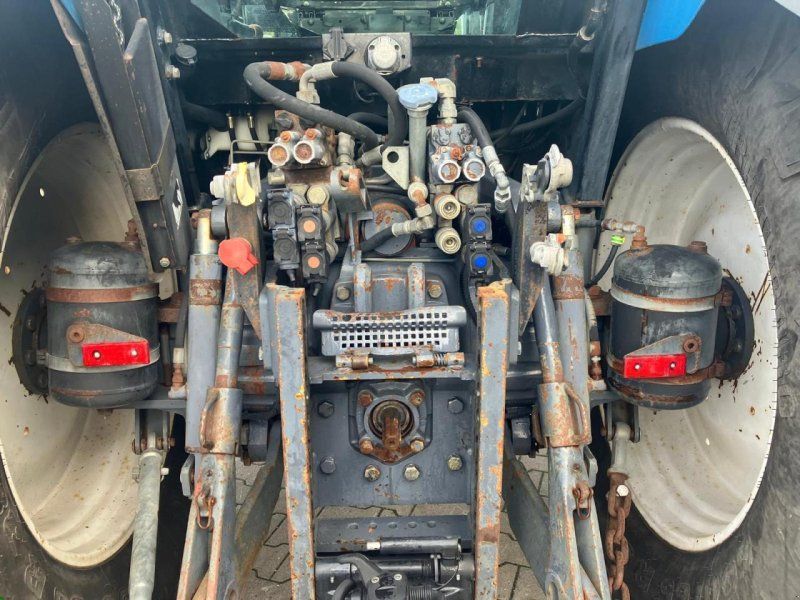 New Holland TS 115