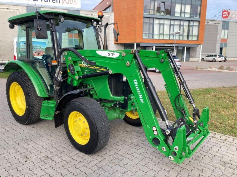John Deere 5050E mit Klima