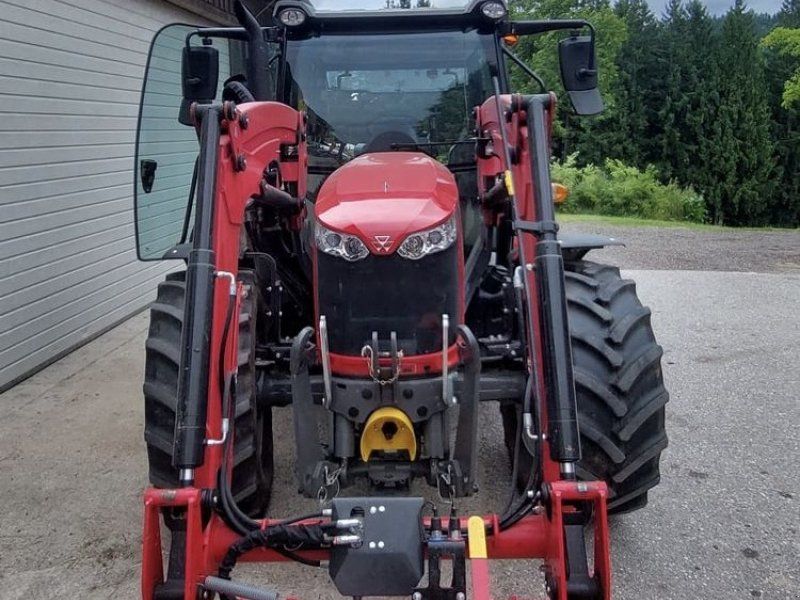 Massey Ferguson 4707