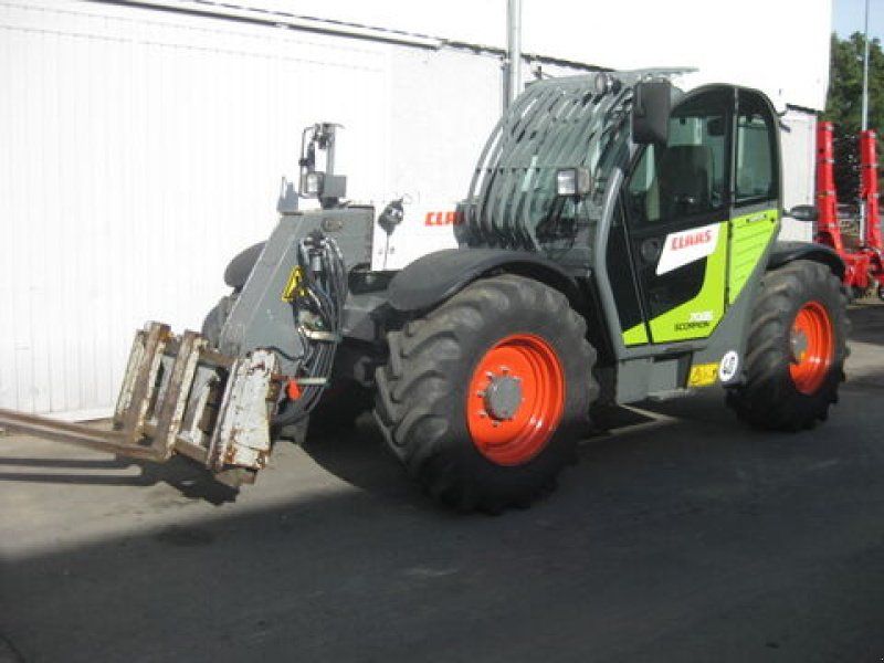 Claas Scorpion 7035