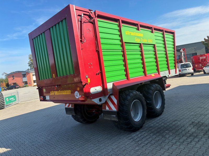 Strautmann Giga 4002