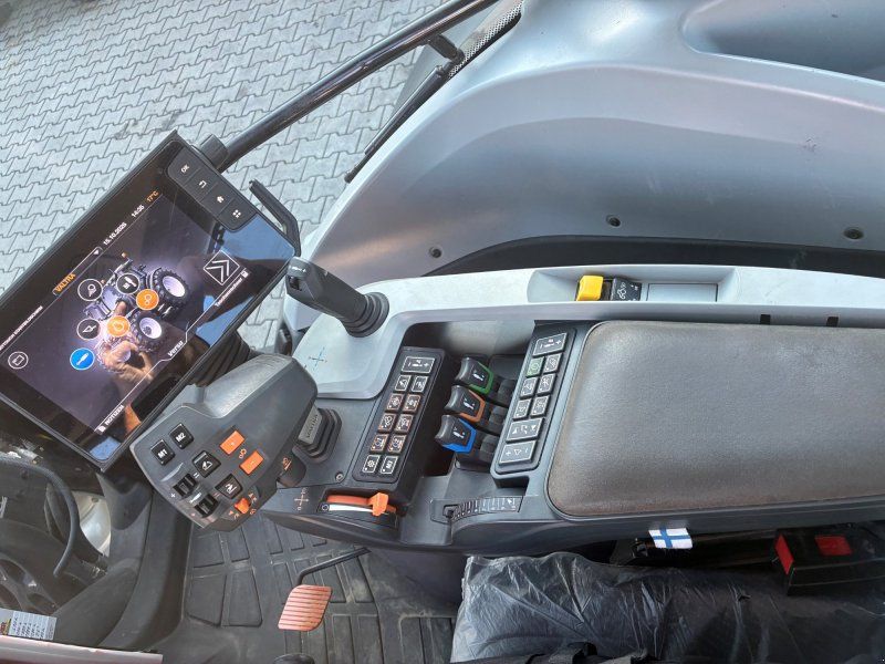 Valtra G105 V
