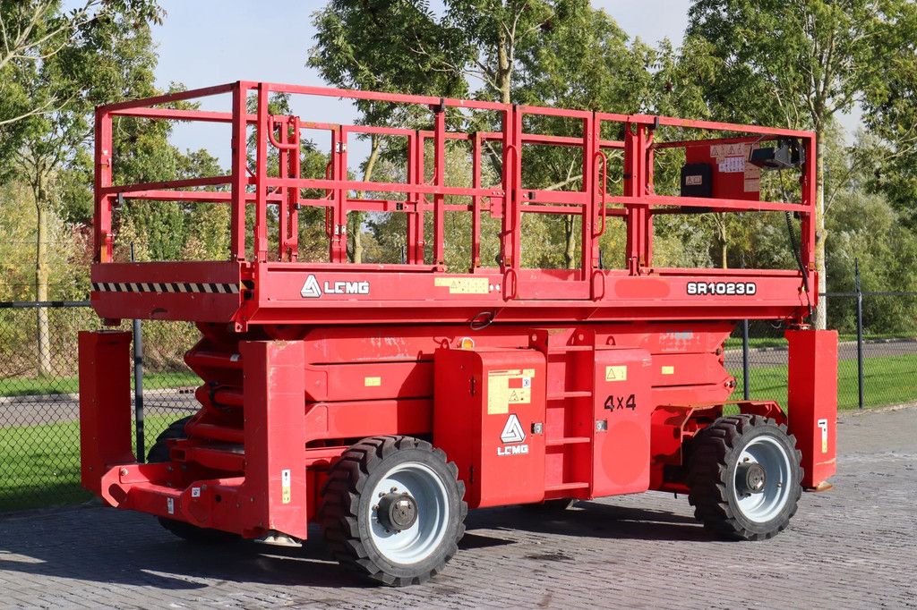 LGMG SR1023D | 12 METER | 4X4 | 1.100 KG