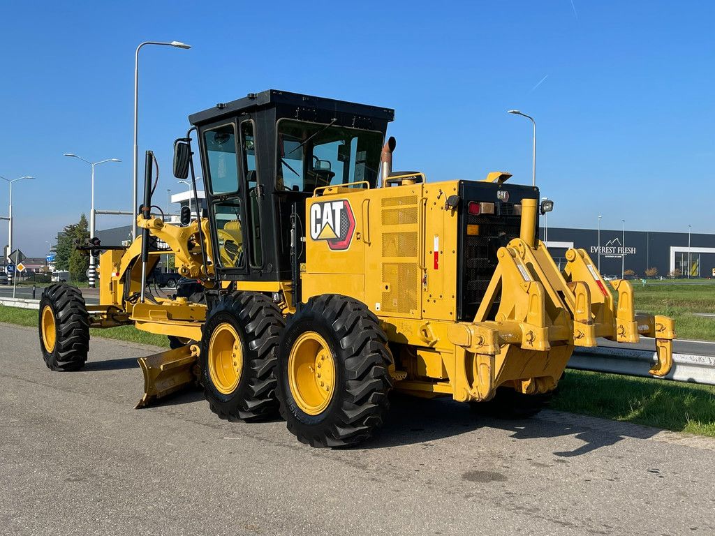 Caterpillar 140k