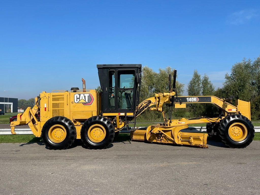 Caterpillar 140k