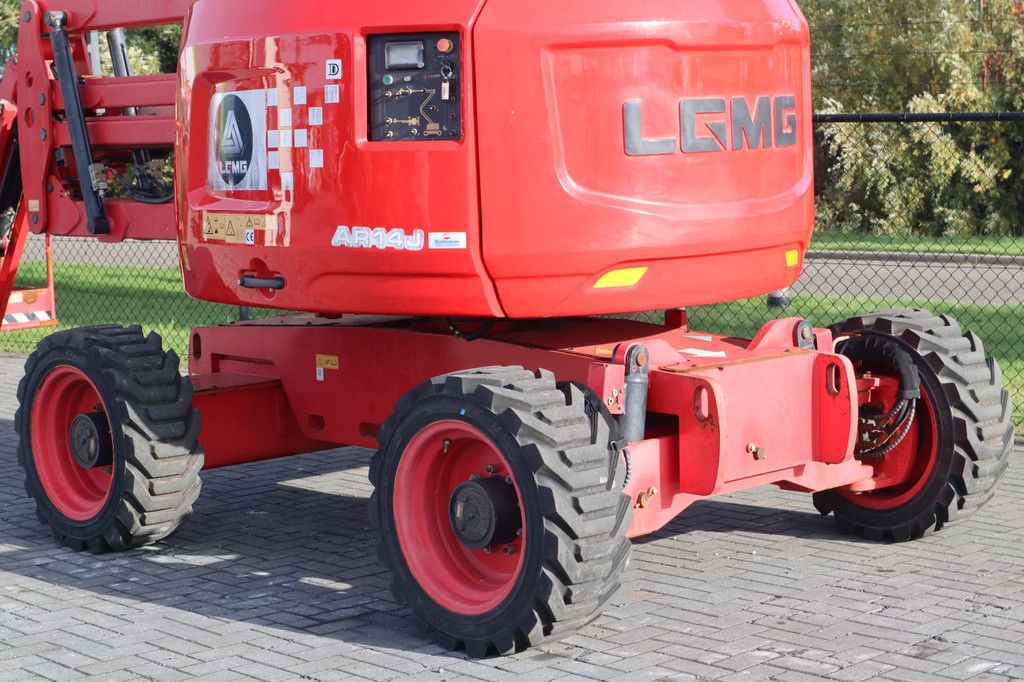 LGMG AR14J | 16 METER | 230 KG