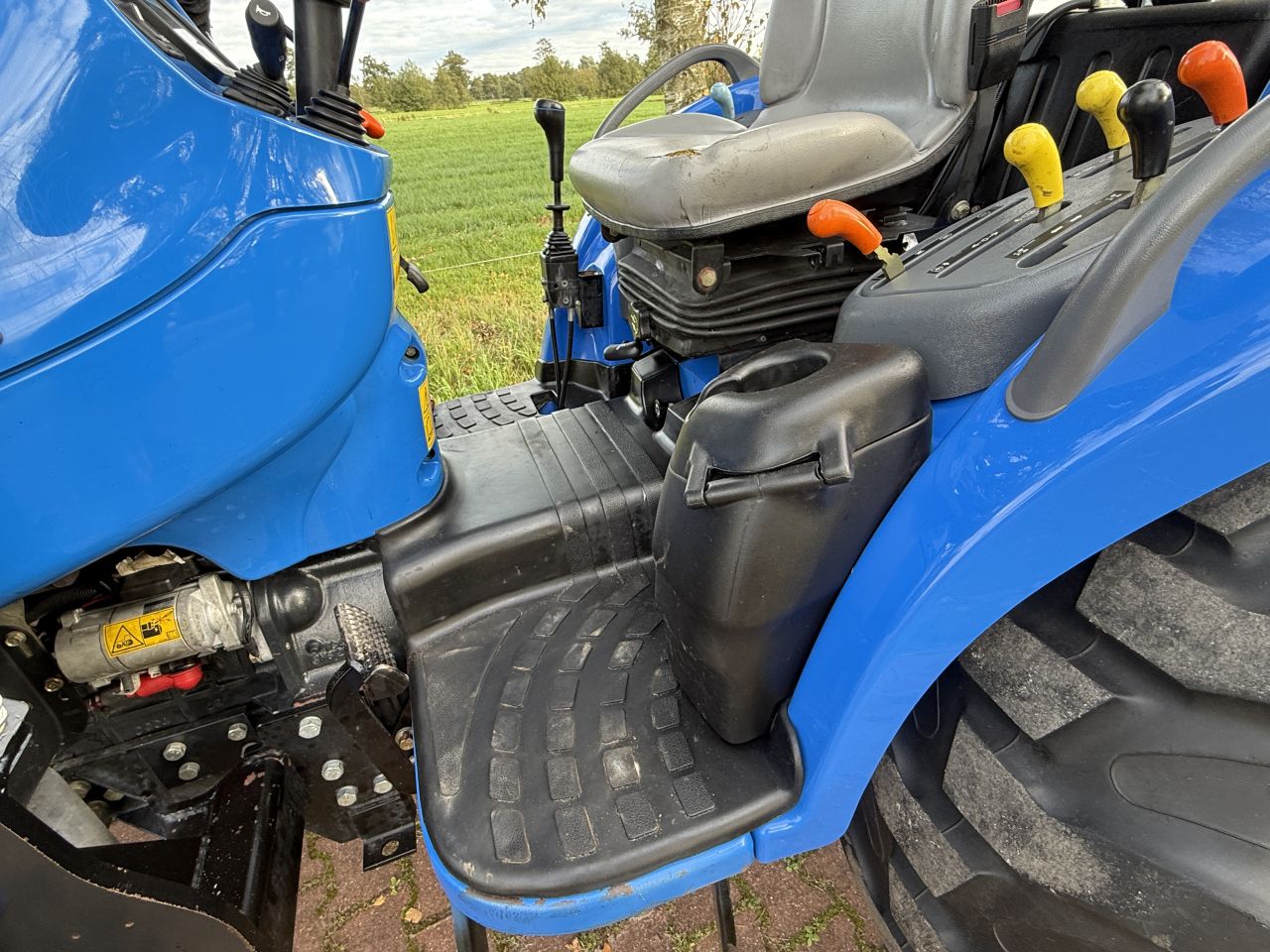 New Holland 3040 Boomer