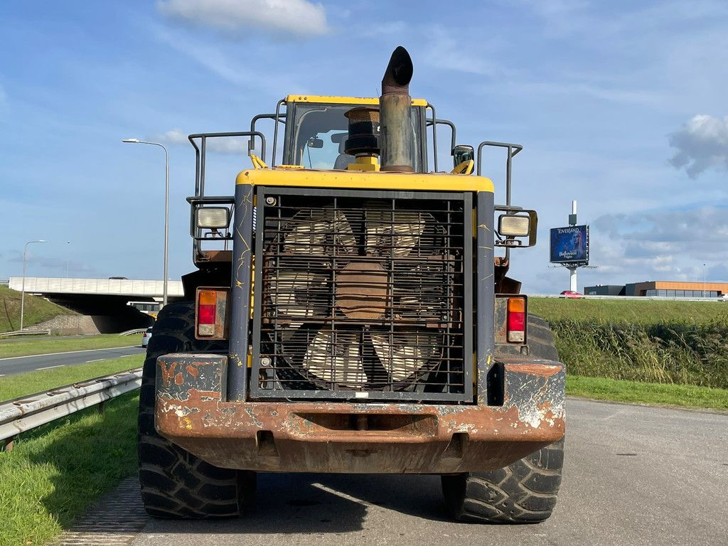 Komatsu WA500-6