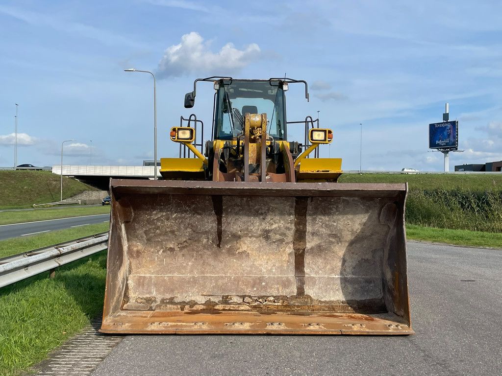 Komatsu WA500-6