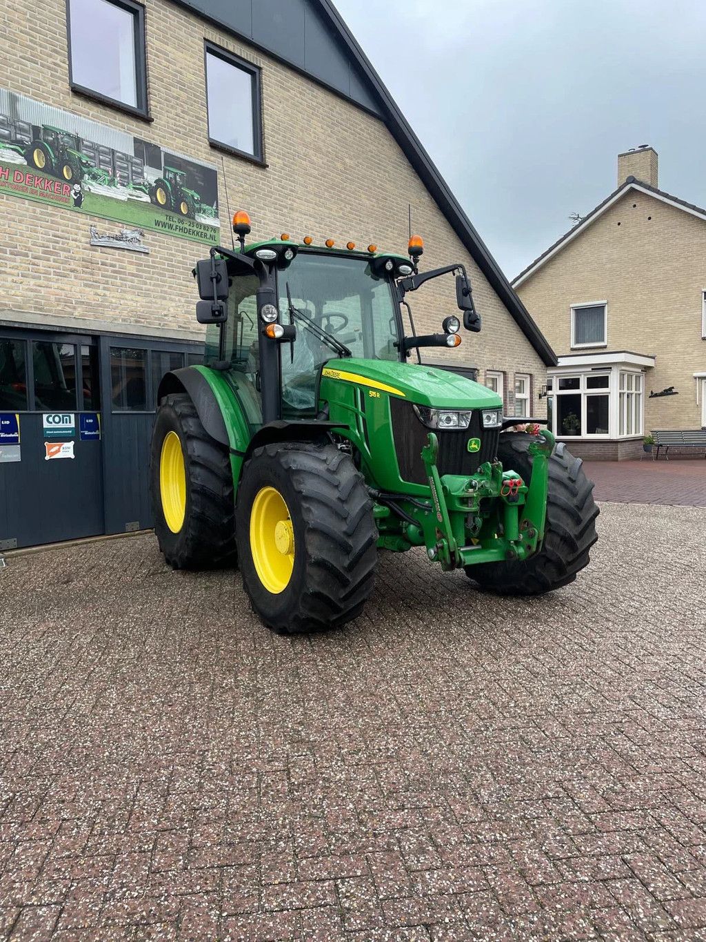 John Deere 5115R