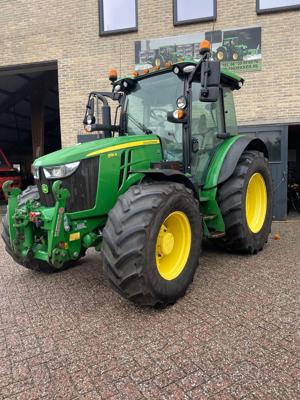 John Deere 5115R
