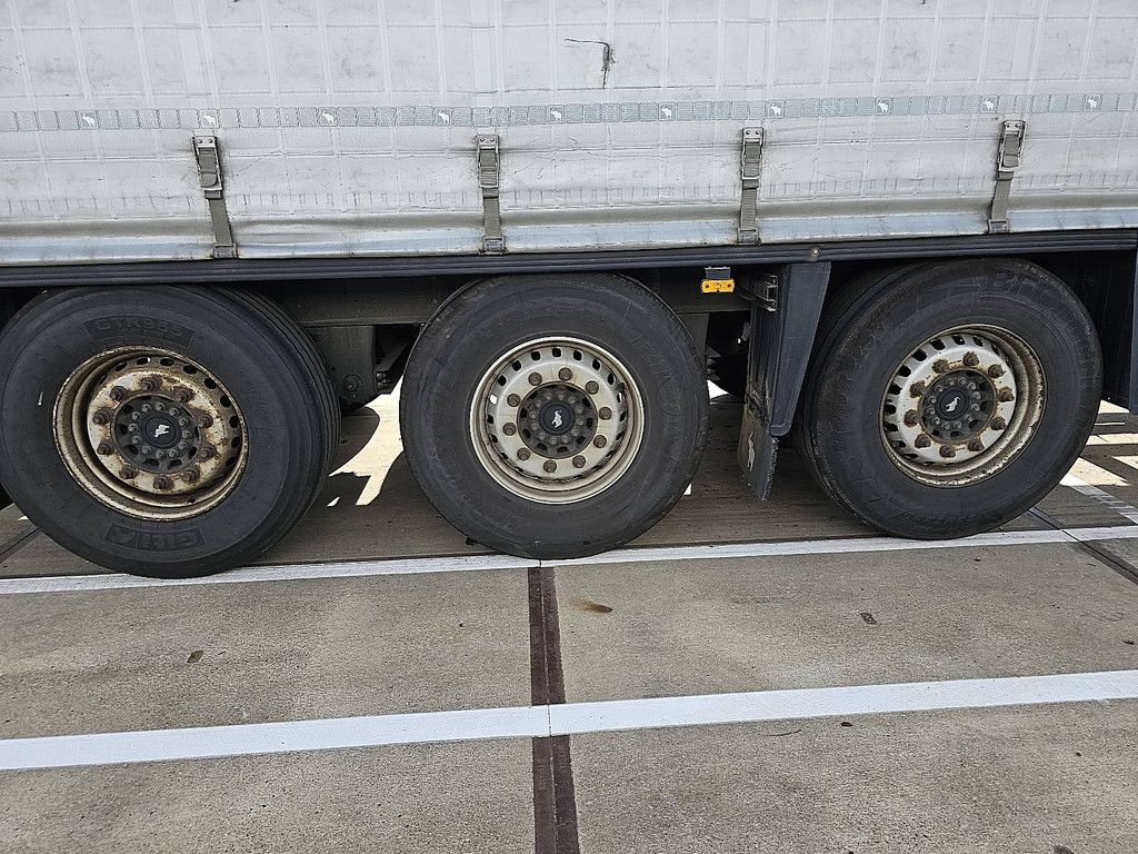 SCHMITZ SCB*S3T | 3 AXLES | SLIDING ROOF
