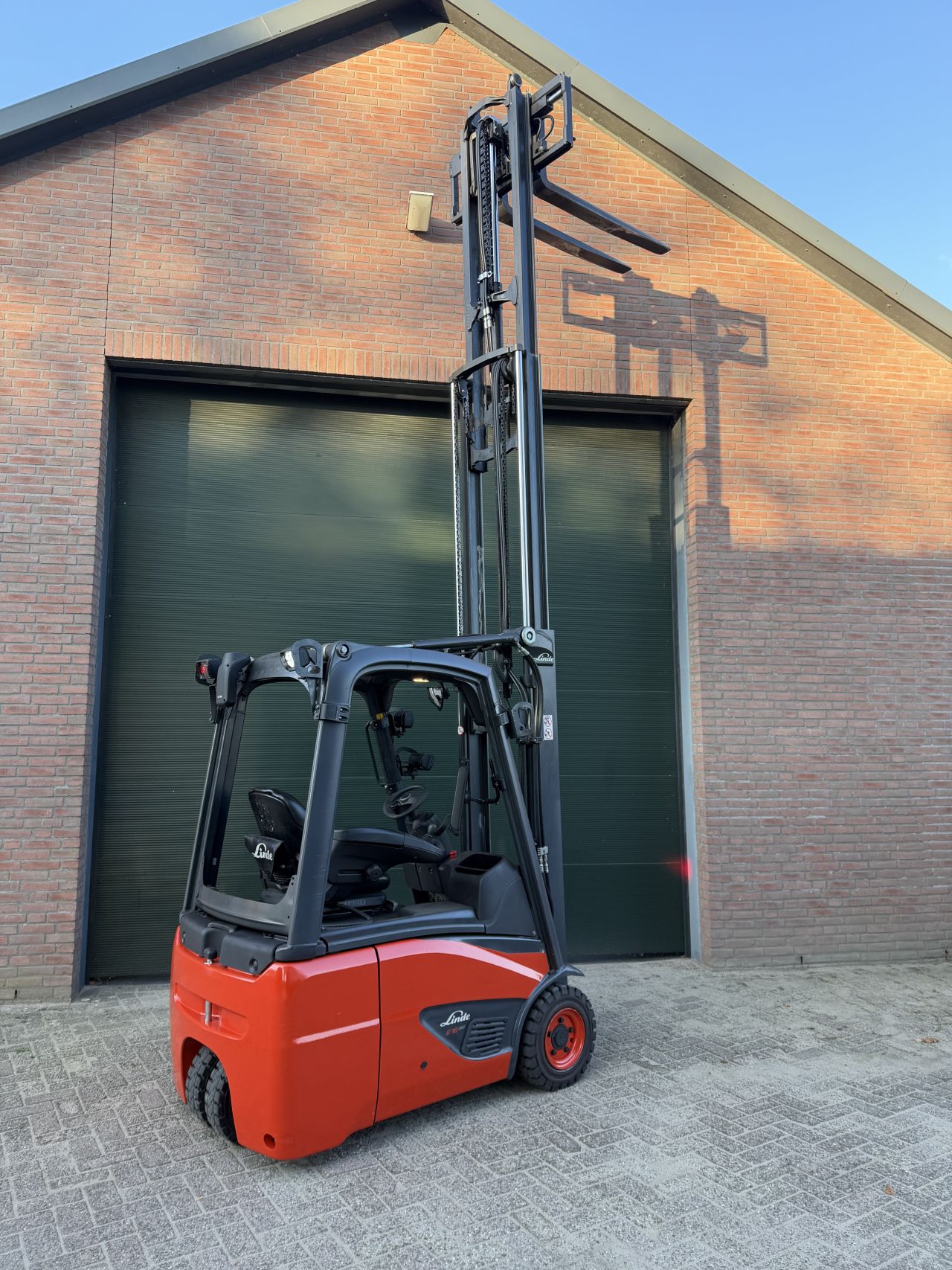 Linde E16C-02 EVO 2019 Triplo elektrische heftruck