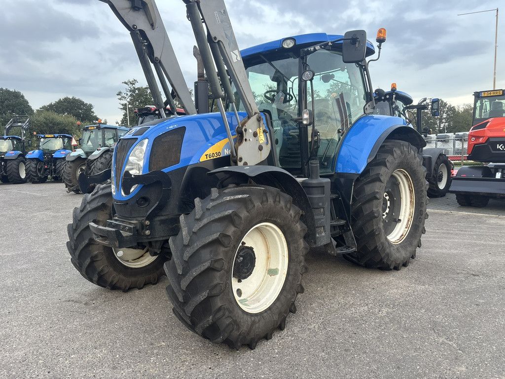 NEW HOLLAND T6030
