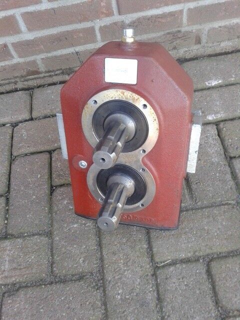 Gearbox, reversing gearbox PTO for wheel tractor